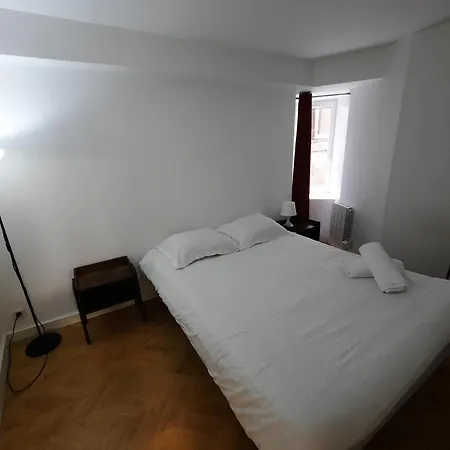 Le Crebillon - 30m2, 2 Prs, 1 Ch, Centre شقة *