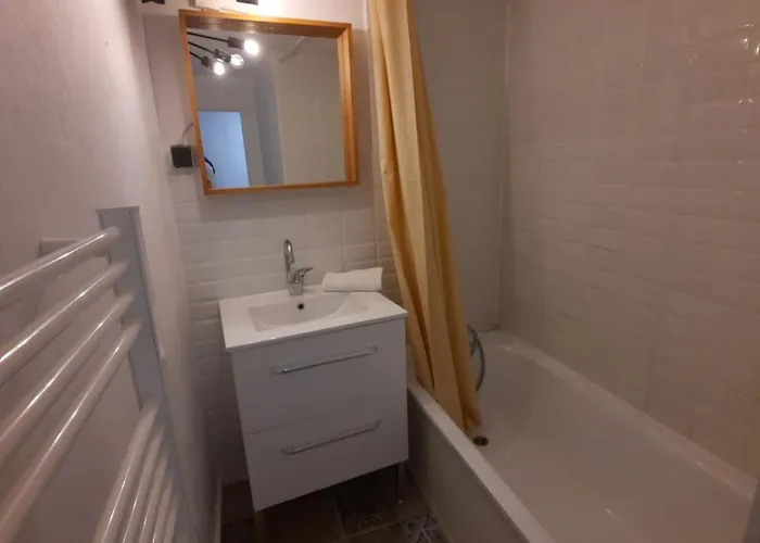 Le Crebillon - 30m2, 2 Prs, 1 Ch, Centre *